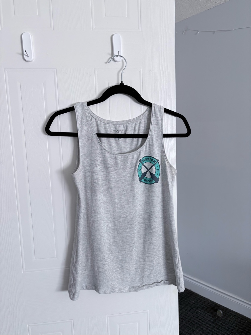 Light Gray Sleeveless Tank with Teal Graphic